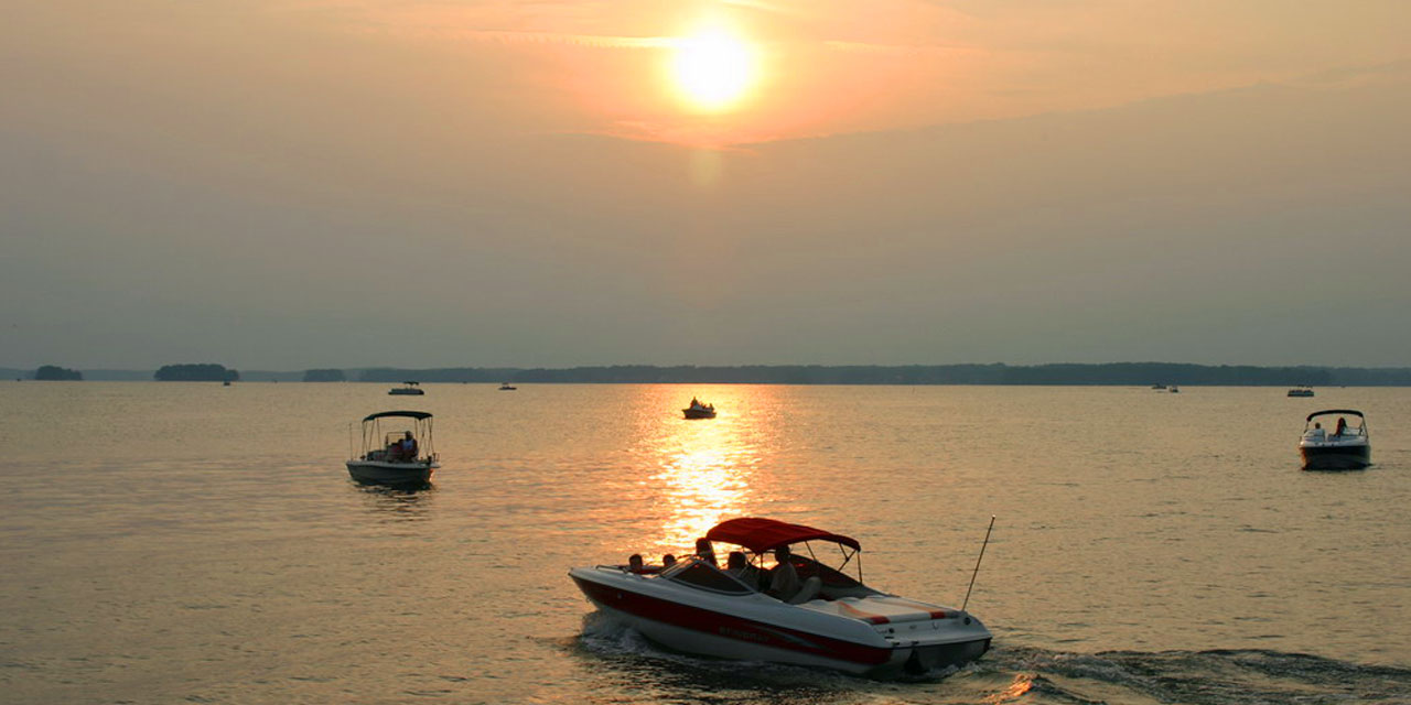 lake hartwell yacht club