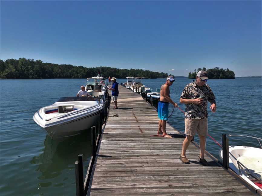 lake hartwell yacht club