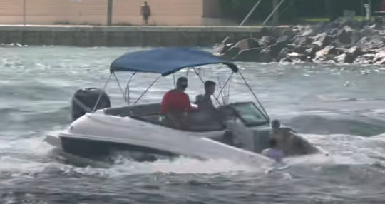 HauloverBowStuff2 stuffing a bowrider